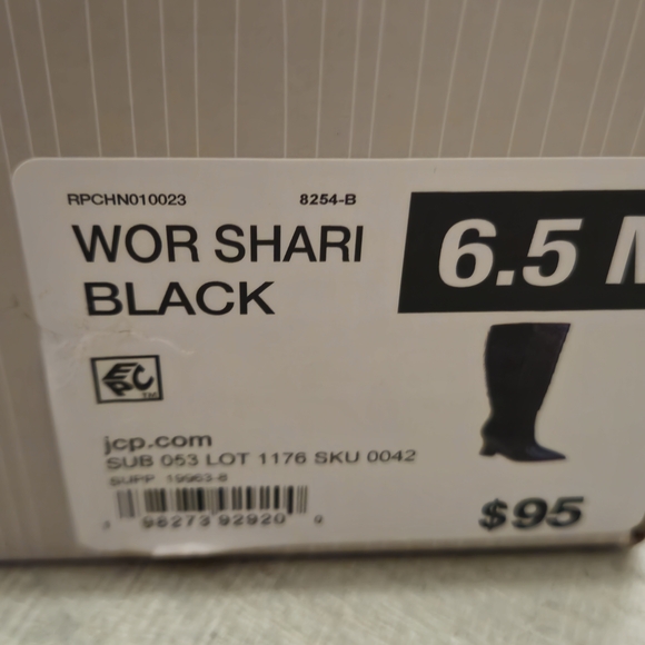 BNIB Worthington Shari Black Wedge Heeled Boots 6.5 - Picture 2 of 9